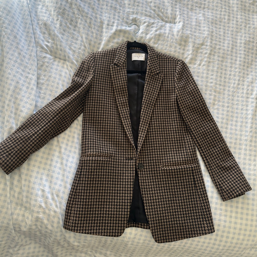 Sandro Houndstooth Blazer size 4 - like new condition!